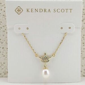 Kendra Scott Disney Princess Crown Gold Short Pendant Necklace